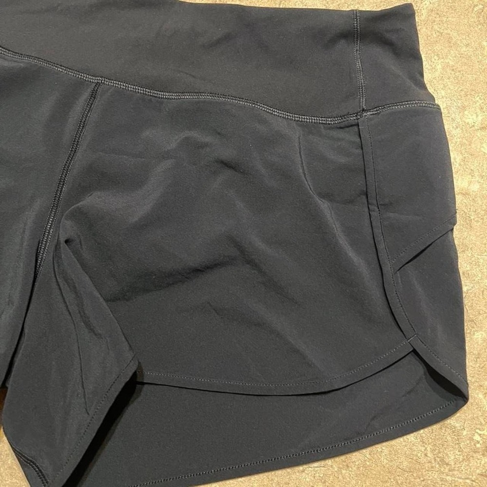 CRZ YOGA Black Athletic Running Shorts with Back Zipper Pocket Mens M(8/10) - Picture 7 of 8